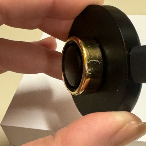 Oura Ring Gen 3 Heritage Gold with box and charger! 🔌 - Picture 6 of 13
